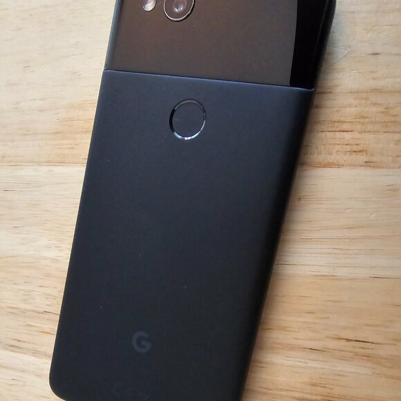 Google Pixel 2 Unlocked Smartphone - Picture 8 of 9